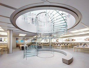 1279035425-royzipstein-apple-shanghai05-1-300x227